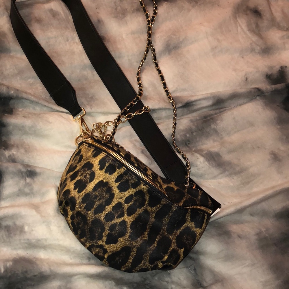 Leopard fanny pack